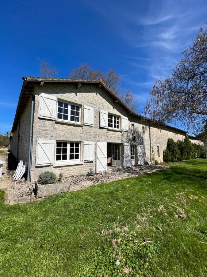 L'Arnaudiere Condac Exterior foto